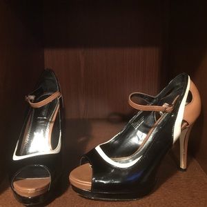 White House Black Market Mary Jane Heels
