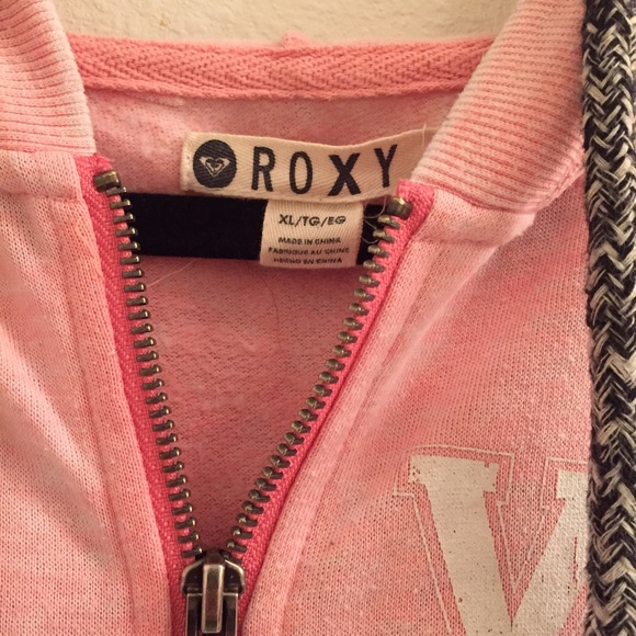 Pink Roxy Hoodie! - Picture 2 of 3