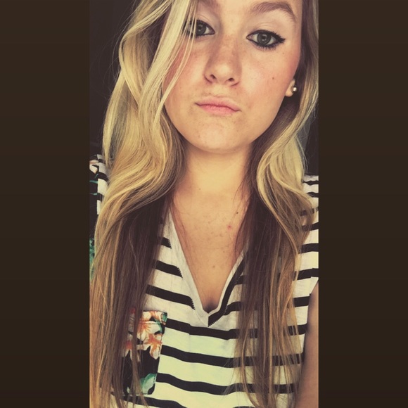 Meet your Posher, Kenzie