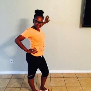 Meet your Posher, Sharon