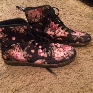 Doc martens floral print