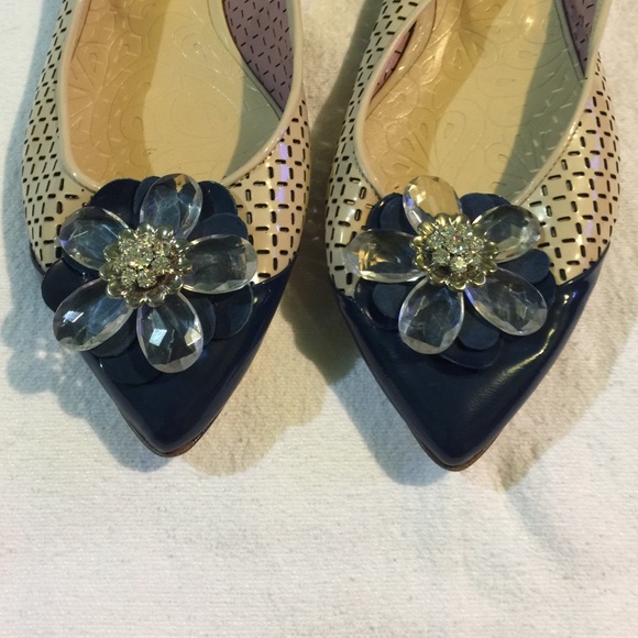 Kate flats - Picture 2 of 4