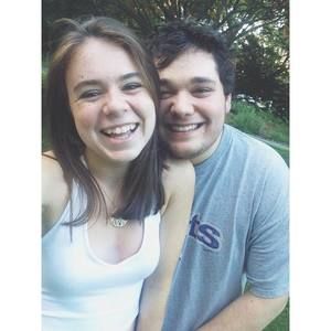 Meet your Posher, Claire