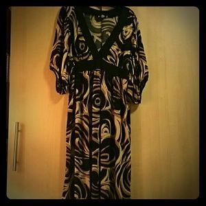 Casual dress perfect for the office!