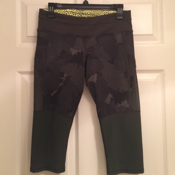lululemon athletica Pants - Lululemon Training Tough Crop 8 PPMC/GTRG