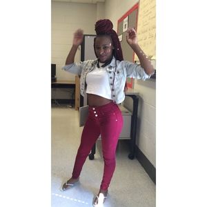 Meet your Posher, Apriale