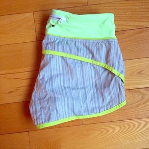 Lululemon Athletica Speed shorts size 4
