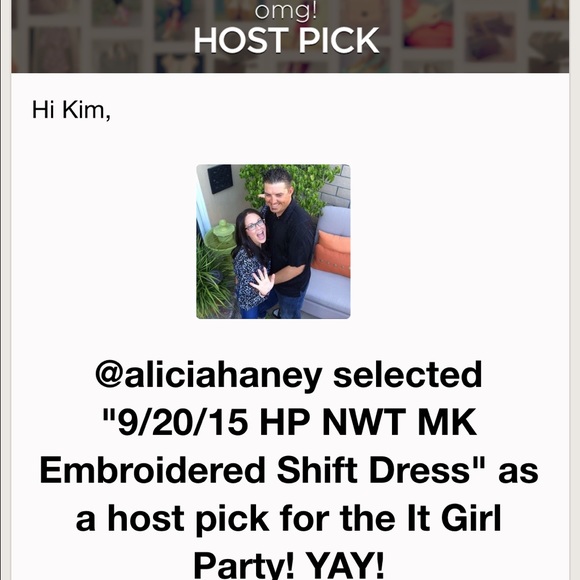 ๐2xHP๐ MK Embroidered Shift Dress - Picture 4 of 4