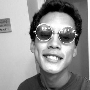 Meet your Posher, Moises