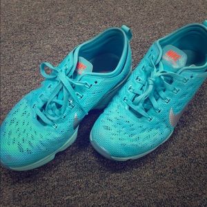 Tiffany blue Nike Zoom Agility