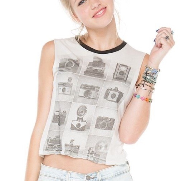 Polaroid Shirt📷🎥