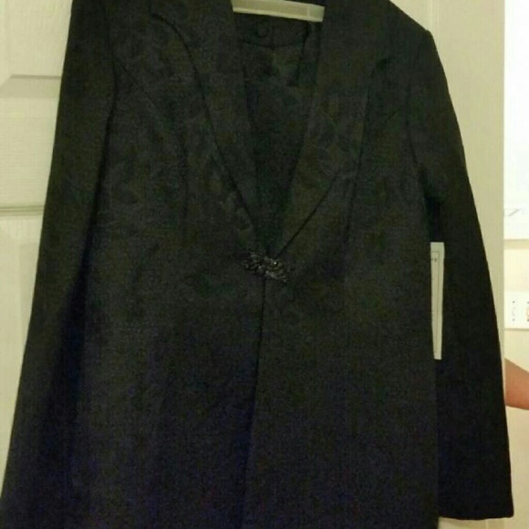 MALINA'S Three Piece Black Jaquard Print Suit - Picture 3 of 4