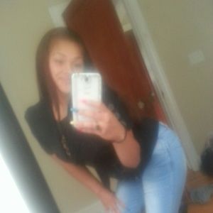 Meet your Posher, Thao