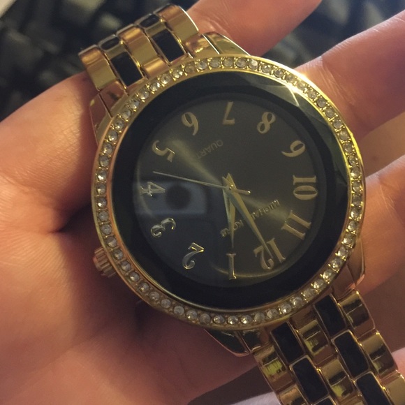 Watch - Picture 4 of 4