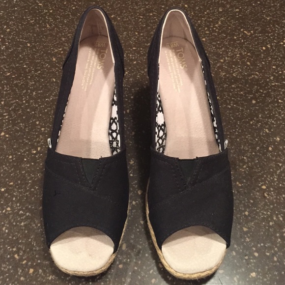 Toms wedges