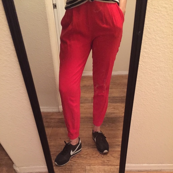 coral joggers
