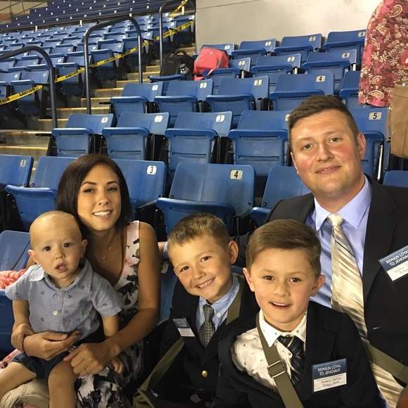 Meet your Posher, Taryn - Picture 2 of 4