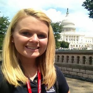 Meet your Posher, Caity