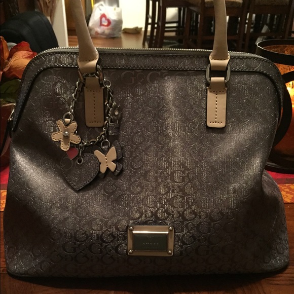 SOLD ON WALLAPOP - Picture 1 of 4