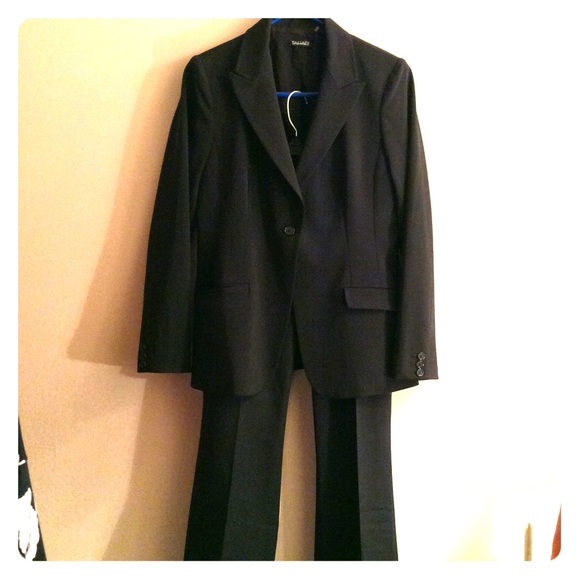 Tahari Mid-Weight Pant Suit Thick Poly 8/10 EUC