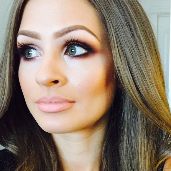 Meet your Posher, Lina - Picture 1 of 1