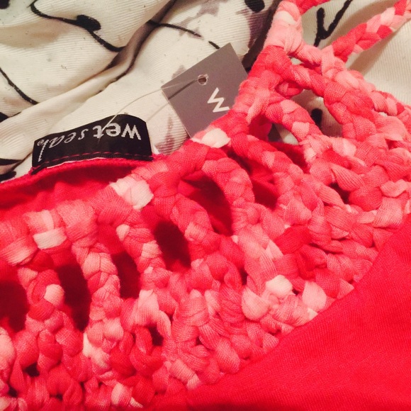 Pretty tank top - Picture 2 of 4