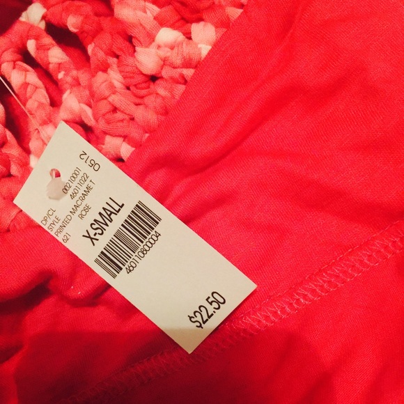 Pretty tank top - Picture 3 of 4