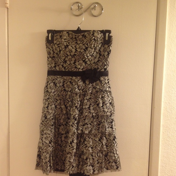 Black & Silver Lace Dress - Picture 1 of 3