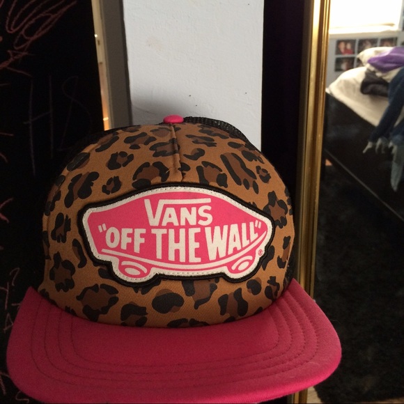 Vans cheetah SnapBack - Picture 1 of 2