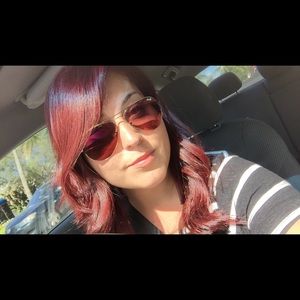 Meet your Posher, Ligia