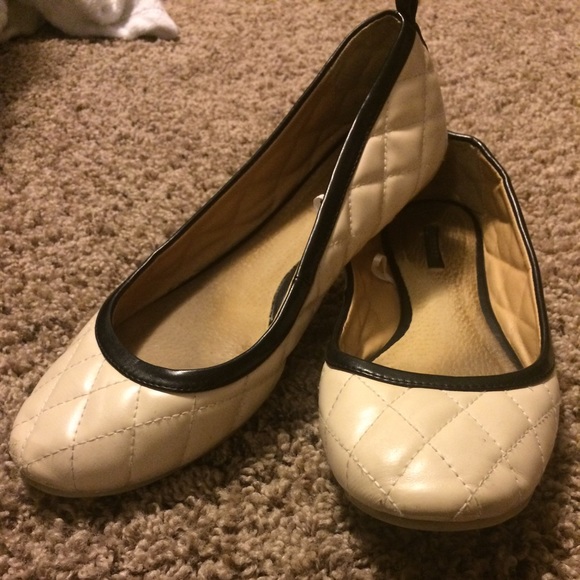 Forever 21 Shoes - Cream Ballet Flats