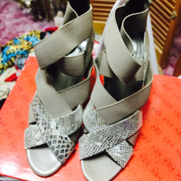 BCBG shoes REDUCED