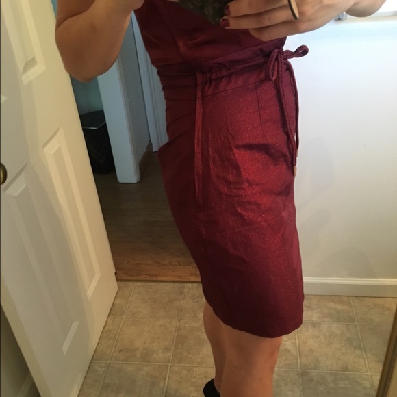 🚫BUNDLED🚫Burgundy cocktail dress - Picture 3 of 4