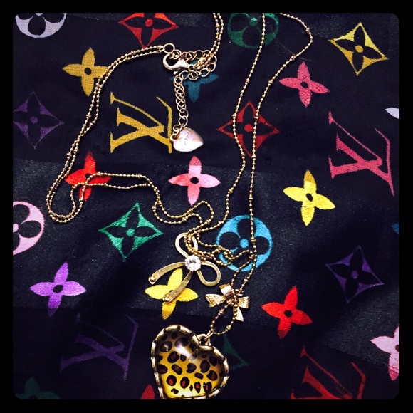 Vintage necklace 🎀Betsey Johnson
