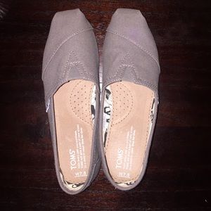 TOMS Gray Slip-Ons (Women's)