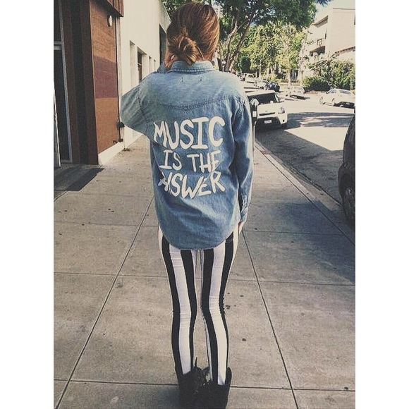 Beetle juice vertical stripe leggings