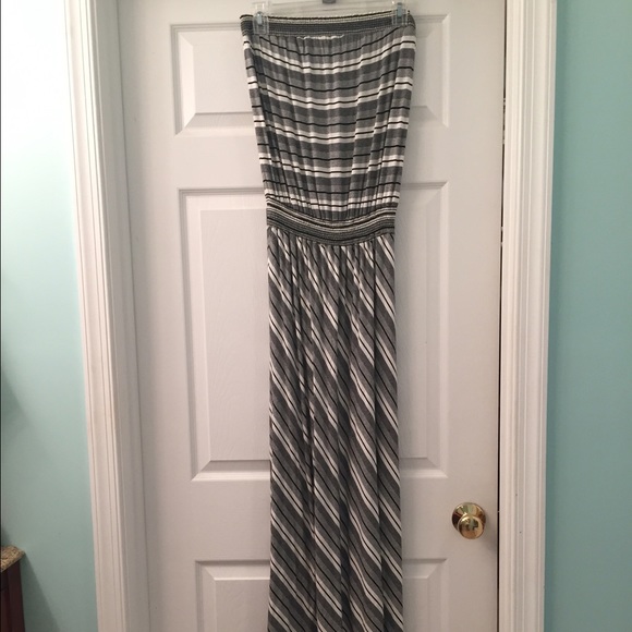 Strapless dress