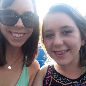 Meet your Posher, Kacey