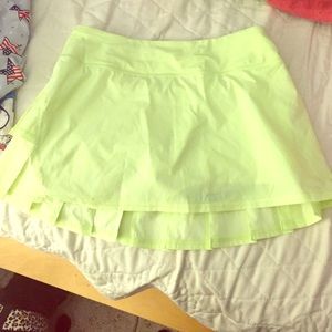 Lululemon Skirt size 6