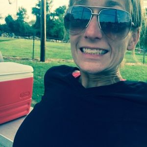 Meet your Posher, Angie