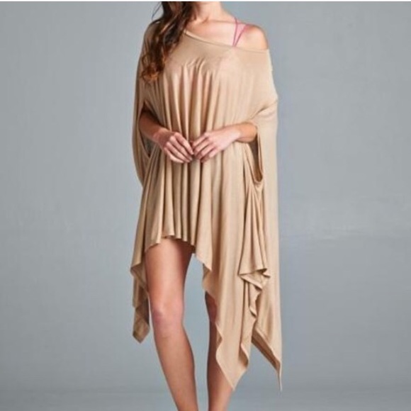 Tops - Beige oversized draped tunic cape