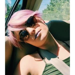 Meet your Posher, Amber