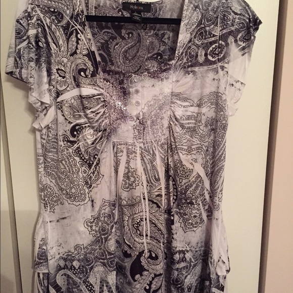 Awesome sparkling ruffled top