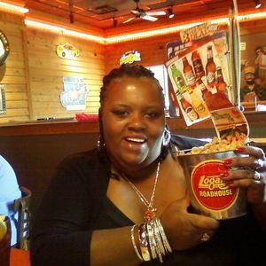 Meet your Posher, Pamela