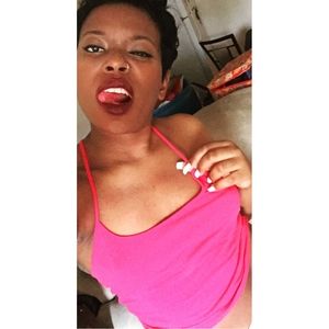 Meet your Posher, Ariel