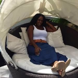 Meet your Posher, Nancy