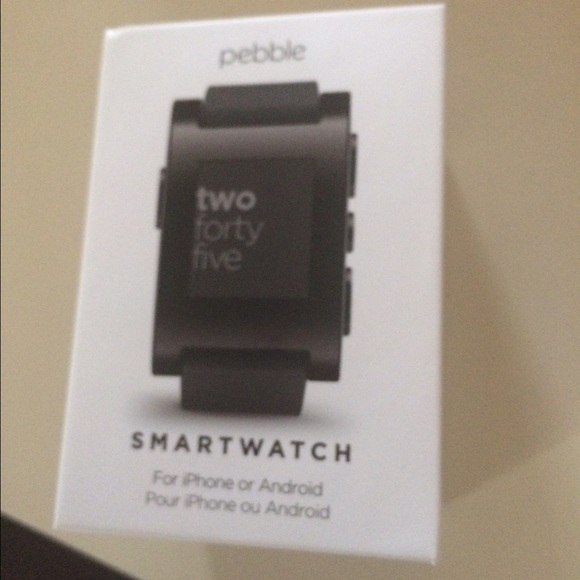 Pebble smartwatch Brand new in box! Apple or Droid