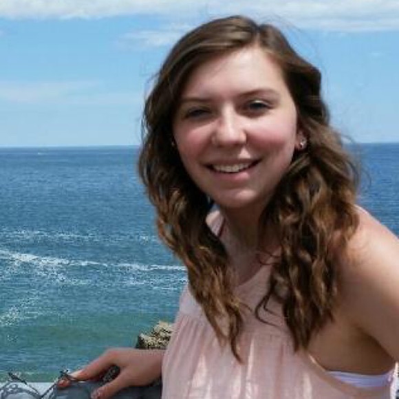 Meet your Posher, Shelby - Picture 1 of 1