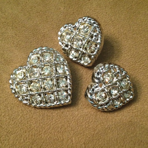Heart clip and pin set