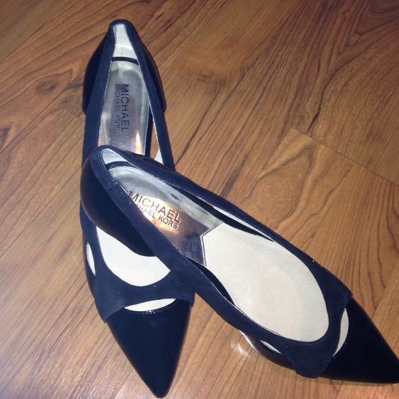 Authentic Worn Once Michael Kohr Pumps